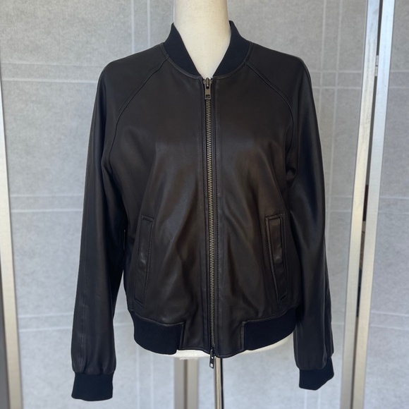 Vince Black Leather Bomber jacket sz L